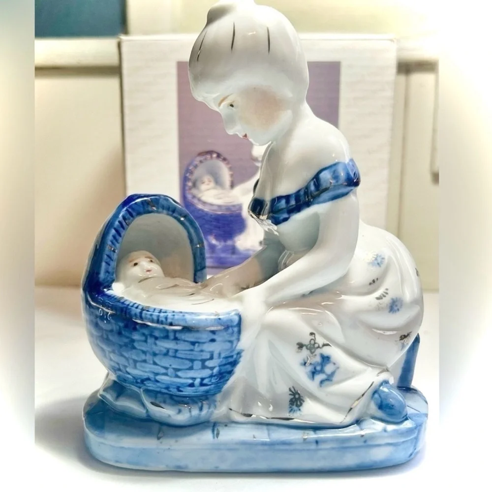 Vintage Decor Fine Porcelain Figurine Mother & Baby Cobalt Blue Mothers Day Gift - Picture 3 of 11